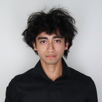 Elias's headshot